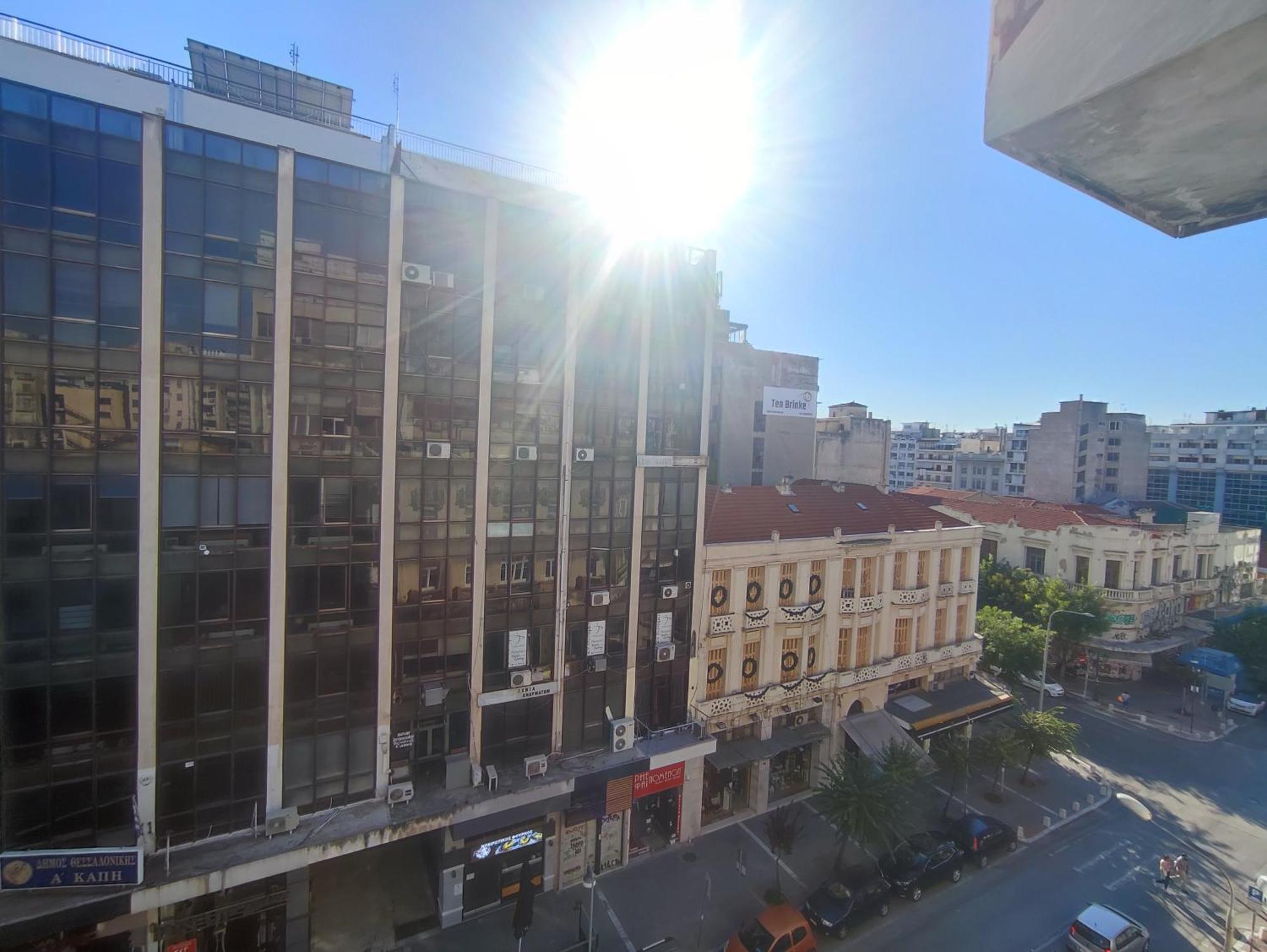 Modiano Studios Center-Your Urban Stay Thessaloníki Exteriör bild